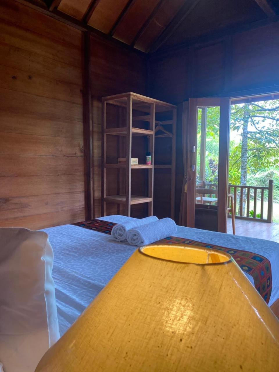 Uma D'Nyuh Homestay Singaraja Exteriér fotografie
