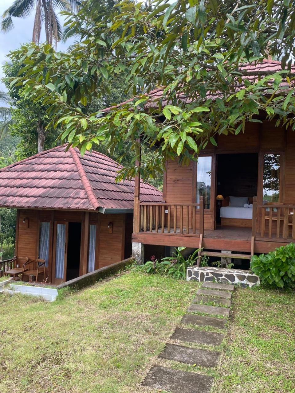 Uma D'Nyuh Homestay Singaraja Exteriér fotografie